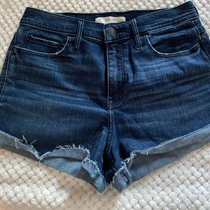 Abercrombie & Fitch woman high waisted shorts